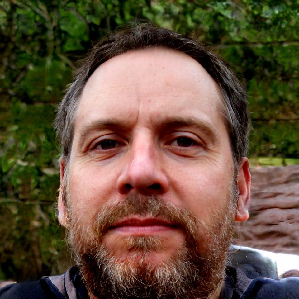 Raul Veski - Brand Design Specialist and Workshop Leader